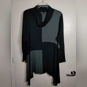 Comfy USA (Sz 2X) Black & Gray Colorblock Cowl Neck LS Stretch Blend Aline Tunic